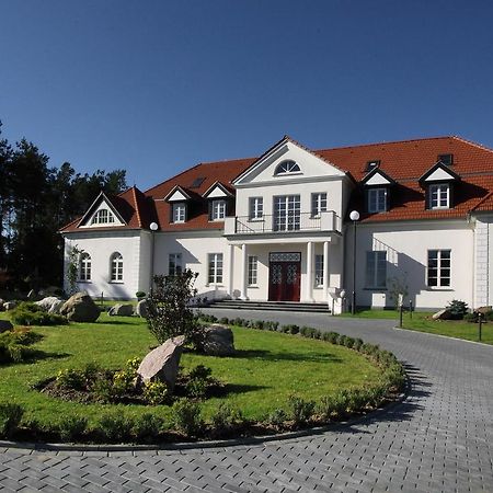 Palac I Folwark Nemino Sierakowice  Extérieur photo