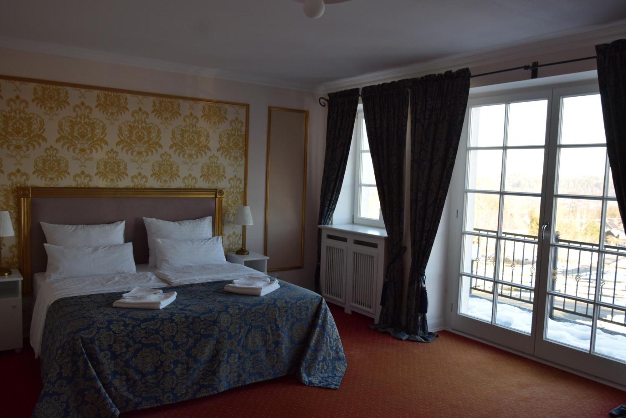 Palac I Folwark Nemino Sierakowice  Extérieur photo