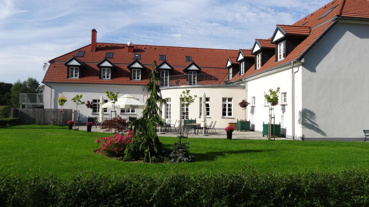 Palac I Folwark Nemino Sierakowice  Extérieur photo