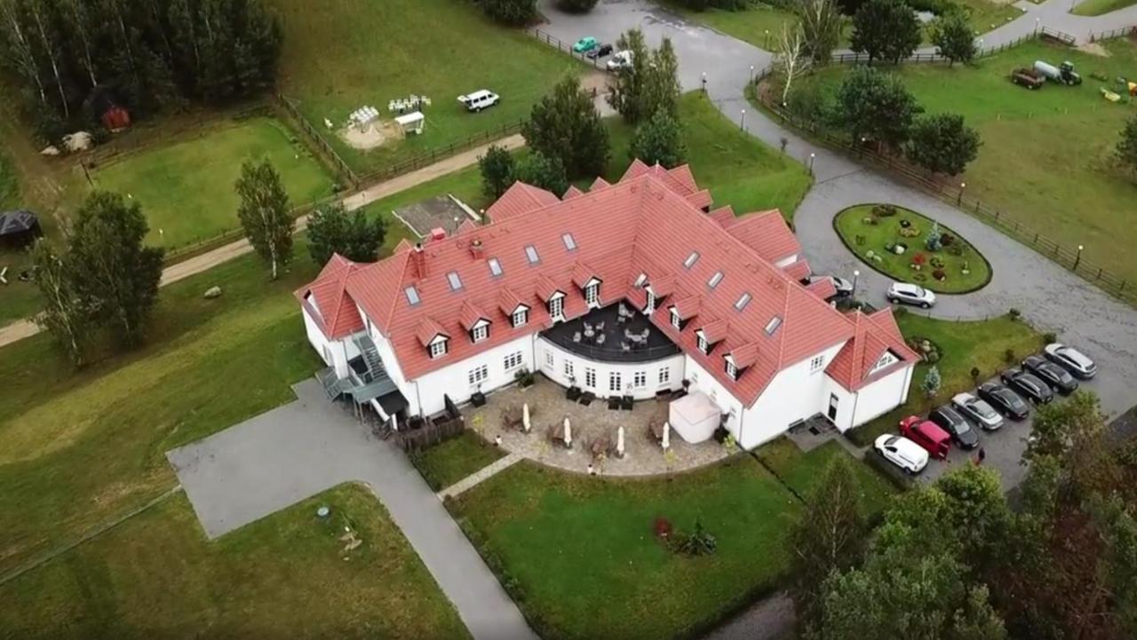 Palac I Folwark Nemino Sierakowice  Extérieur photo